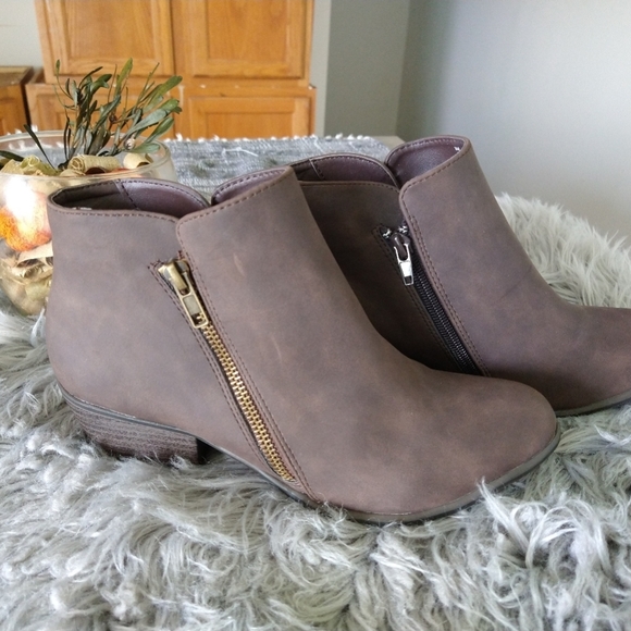 Massini Shoes - Ankle Boots